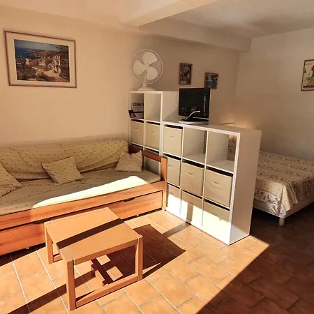 דירה Avec Coin-nuit, Piscine Et Parking A - Fr-1-780-74 *