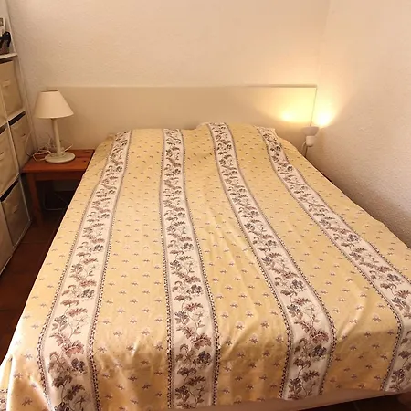 아파트 Avec Coin-nuit, Piscine Et Parking A - Fr-1-780-74 생트막시메