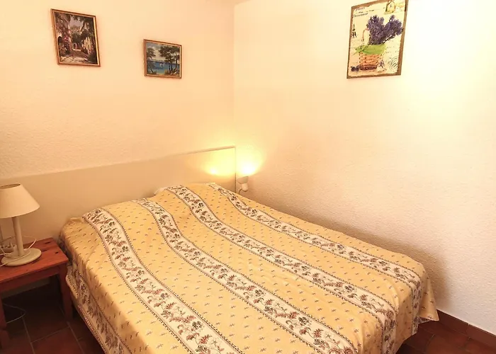 아파트 Avec Coin-nuit, Piscine Et Parking A - Fr-1-780-74 *