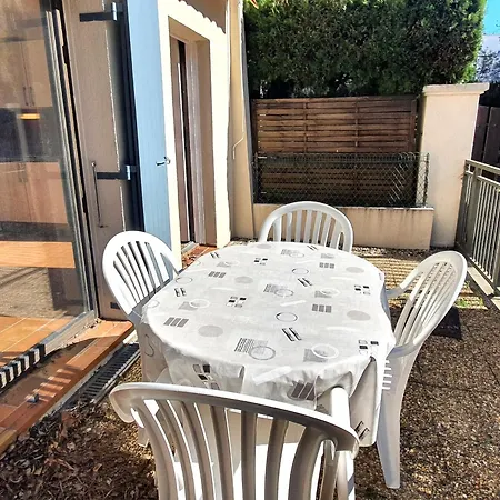 Avec Coin-nuit, Piscine Et Parking A - Fr-1-780-74 *